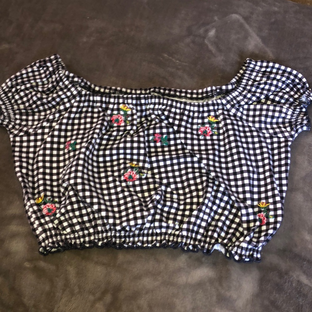 Cropped top